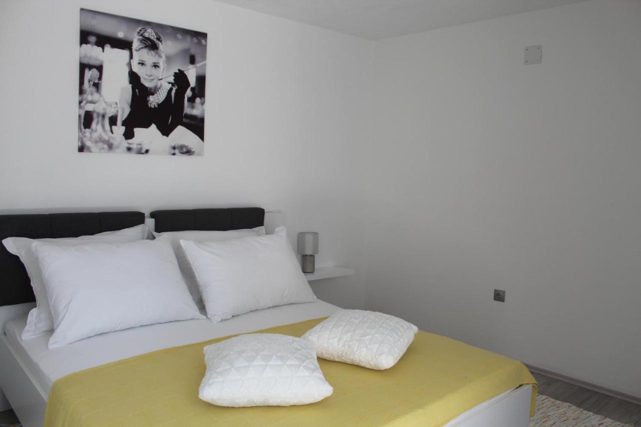 Apartment River Klis Екстериор снимка